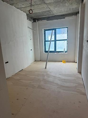 bir otaql: 4 otaqlı, Yeni tikili, 205 kv. m — 3