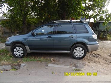 машина продам: Mitsubishi Outlander: 2004 г., 2 л, Механика, Бензин