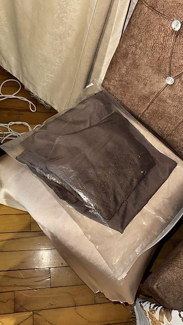 Домашние костюмы: Qəhvəyi rəngdə satən pijama dəsti – LOEWE loqolu. YENİDİR SON 1 ED - — 6