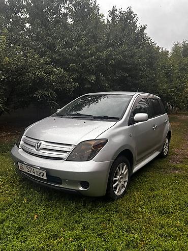 стук машина: Toyota Ist: 2003 г., Автомат, Бензин — 2
