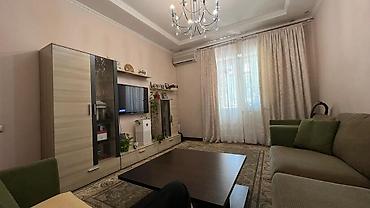 Продажа квартир: 3 комнаты, 72 м², Сталинка, 2 этаж — 6