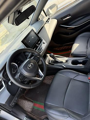 ниже: Toyota Corolla: 2020 г., 1.8 л, Автомат, Гибрид, Седан — 3