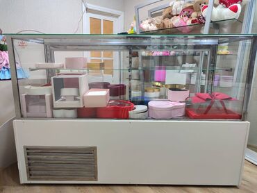 tecno camon 19 pro qiymeti: Soyuducu vitrin şirniyyat üçün. Təzədi, 2metr eni, 135sm hündürlüyü