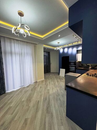 Uzunmüddətli kirayə mənzillər: Xətai metrosunun yaxınlığındanda, 16 mərtəbəli binanın 11-ci — 9