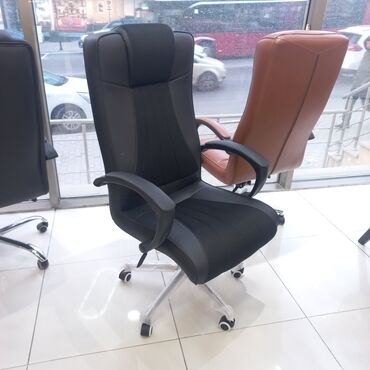 Ofis və oyun kresloları: Yeni, Təkərli, Qolları tənzimlənmir, Dəri — 3