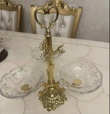 konfet bezekleri: Bəzəkli şirniyyat/qənd qabı stendi - Material: Şüşə kasalar + metal — 1