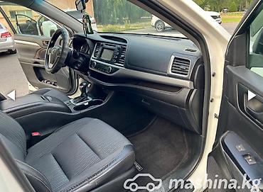 Toyota: Toyota Highlander: 2015 г., 3.5 л, Автомат, Бензин, Внедорожник — 9
