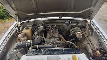 запчасти портер 1: GAZ Volga 3110 sedan - Kuzov: 4 qapılı sedan, gümüşü rəng - Mühərrik — 5