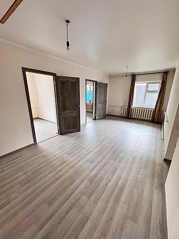 Продажа полдома: Продаётся пол.дома в Рабочем городке. Участок 2,4 сотки по Гос.Акту — 6