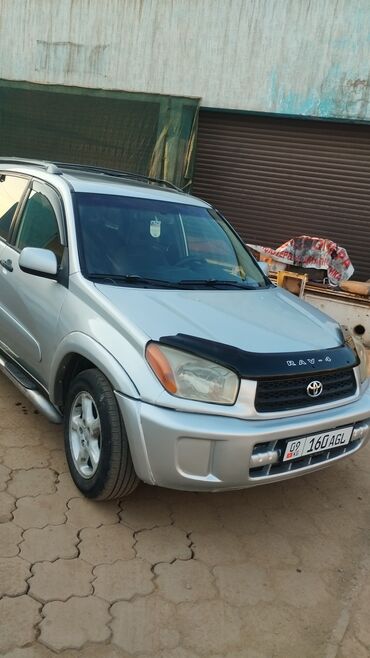 Toyota: Toyota RAV4: 2001 г., 2 л, Автомат, Газ, Кроссовер