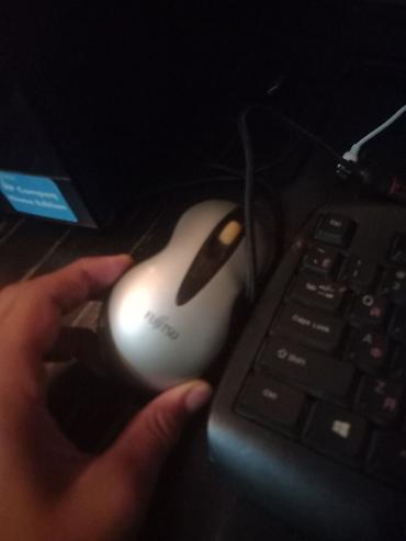 blender ucuz: HP Compaq masaüstü kompüter dəsti Tərkibi: - HP Compaq sistem bloku — 4