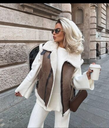 Dəstlər, kostyumlar: Jilet, Zara, M (EU 38)