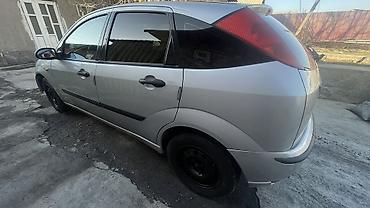 Ford: Ford Focus: 2003 г., 1.6 л, Механика, Бензин, Хэтчбэк — 2
