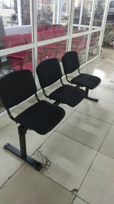 Другая мебель: Кресла для актовых залов 3-х и 4-х секционные. Кресла в наличии и на — 7