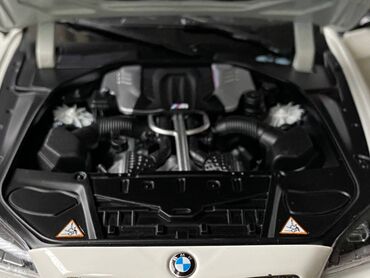 Avtomobil modelləri: Коллекционная модель BMW M6 F13M Coupe Alpine White 2012 Dealer — 22