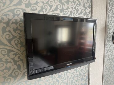 Телевизоры: Продаю телевизор экран сломан