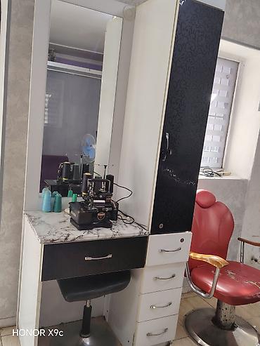 salon mebileri: Salon mebeli və oturacaq dəsti - Bərbər/salon üçün iş stansiyası — 2