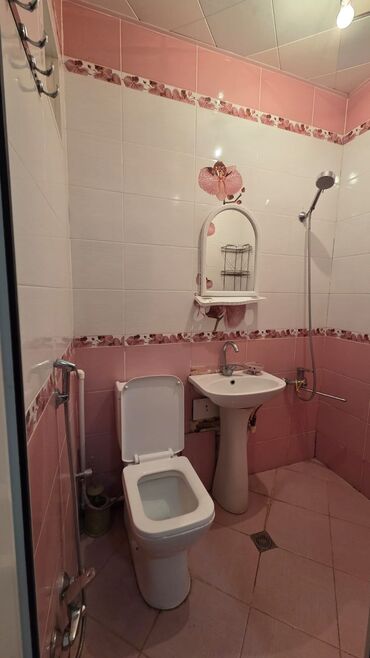 Günlük kirayə mənzillər: 2 otaqlı — 15