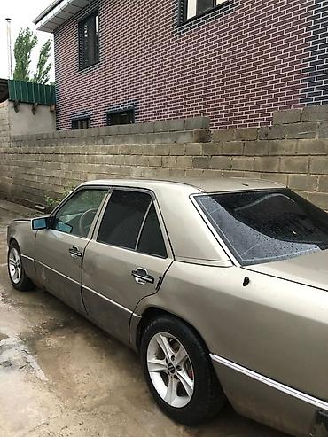 мереке авто сливы: Mercedes-Benz W124: 1991 г., 2 л, Механика, Газ, Седан — 4