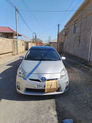 запчасти на фольксваген пассат б3: Toyota Prius: 1.8 l | 2010 il Hetçbek