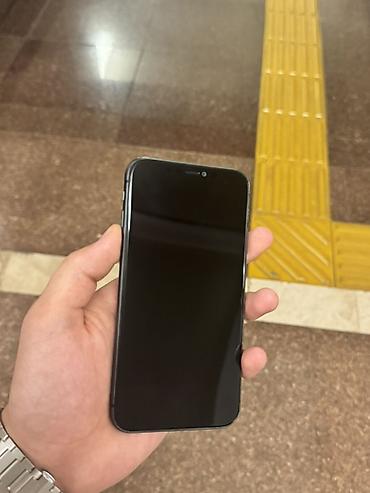 iphon 7s: IPhone 11, Qara, Face ID — 5