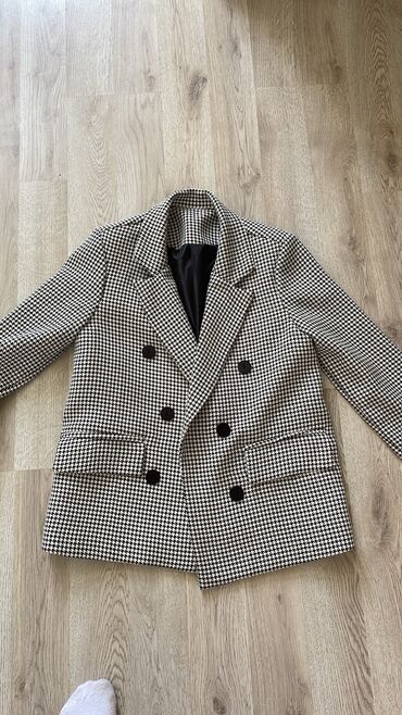 купить пиджак в бишкеке: Пиджак, Классическая модель, В полоску, S (EU 36)