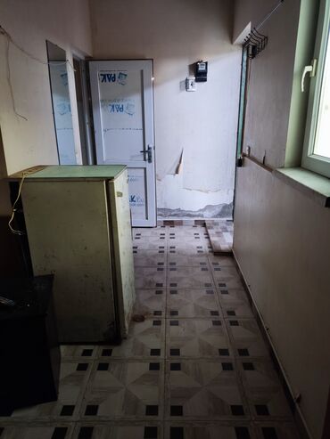 Otaqların uzunmüddətli kirayəsi: Kirayə verilən kiçik mənzil/otaq komplekti - Plan: dəhlizli giriş — 2