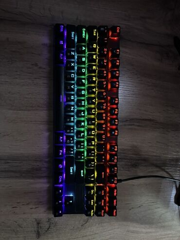 rgb клавиатура: Клавиатура, Механическая, Проводное подключение, Размер: 60%