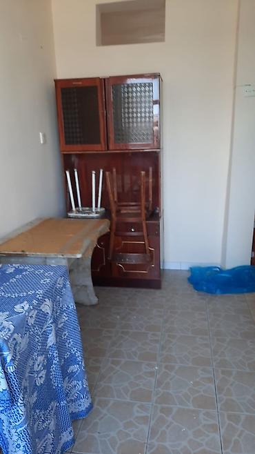 1 otaql: 1 otaqlı, mətbəxli orta təmirli həyət evi kirayə verilir.Otaqda bir — 4