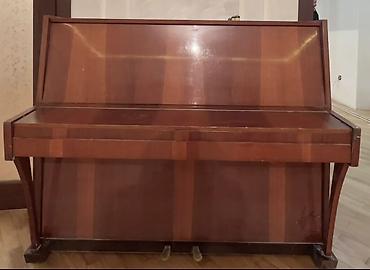 Upright piano – klassik, kompakt korpus - Korpus: təbii taxta