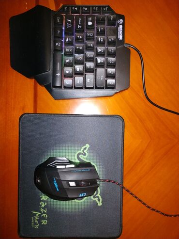 k40 gaming: Gaming klaviatura + mouse + Razer mousepad