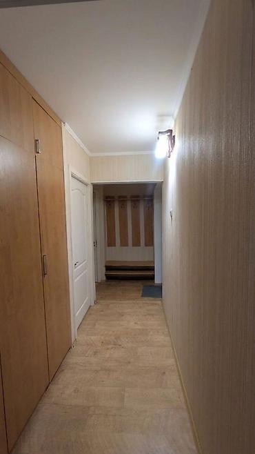 квартира на аламединском рынке: 2 комнаты, 43 м², 104 серия, 1 этаж, Косметический ремонт — 1