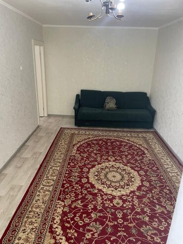 квартиры 4 мкр: 2 комнаты, 45 м², 104 серия, 3 этаж, Косметический ремонт