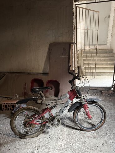 velosiped 24: İşlənmiş İki təkərli Uşaq velosipedi 20", sürətlərin sayı: 20, Ünvandan götürmə