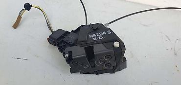 pumpa za benzin: ZADNJA DESNA BRAVA ZA MAZDA 3 — 1