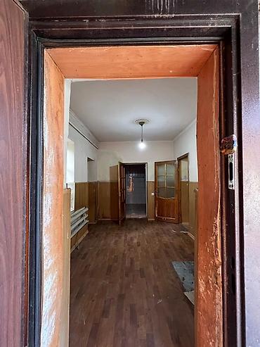 Продажа коттеджей и домов: Жилой дом с приусадебным участком. 4-х комнатный дом, долгосрочная — 8