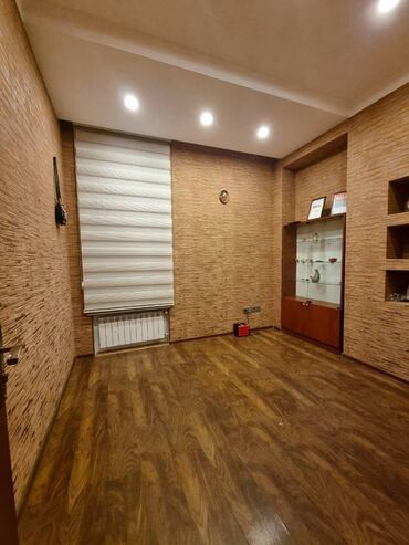 Ofislər: İceri seher nizami metrosuna yaxin yerləşən 8 otaqli ofis yerləsən -da lalafo.az — 16 Ofislər: İceri seher nizami metrosuna yaxin yerləşən 8 otaqli ofis yerləsən — 16