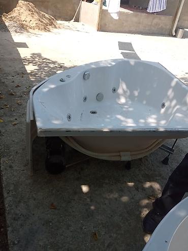 Pli hidromasaj vannası (jakuzzi) - Forma: üçbucaq/künc quruluşlu, 2