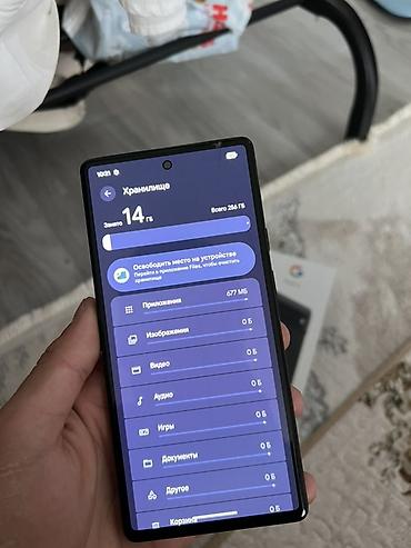 Мобильные телефоны и аксессуары: Google Pixel 6, цвет чёрный. Память 256 ГБ (на скриншоте — всего 256 — 3