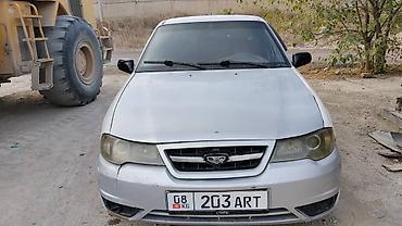 devo tiko: Daewoo Nexia: 2010 г., Механика, Седан — 1