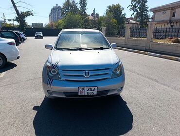 Toyota: Toyota ist: 2002 г., 1.3 л, Автомат, Бензин, Хэтчбэк