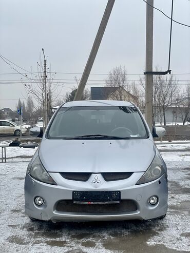 Mitsubishi Grandis: 2004 г., 2.4 л, Автомат, Бензин, Минивэн