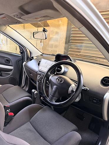 ниже: Toyota Ist: 2004 г., 1.5 л, Автомат, Бензин — 10