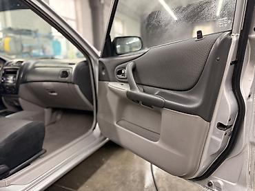 Mazda: Mazda 323: 2003 г., 1.6 л, Механика, Бензин, Универсал — 13