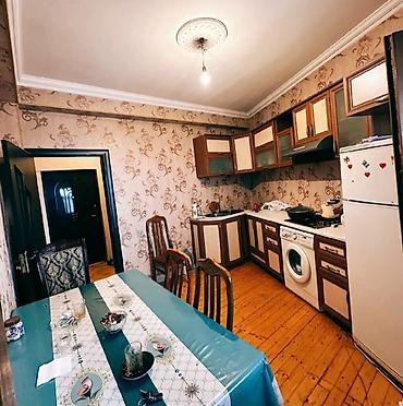 Mətbəx mebeli: Mətbəx mebeli və avadanlıqları satılır: - Klassik üslubda üst və alt — 3