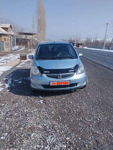 Honda: Honda Jazz: 2005 г., 1.4 л, Механика, Бензин, Хэтчбэк