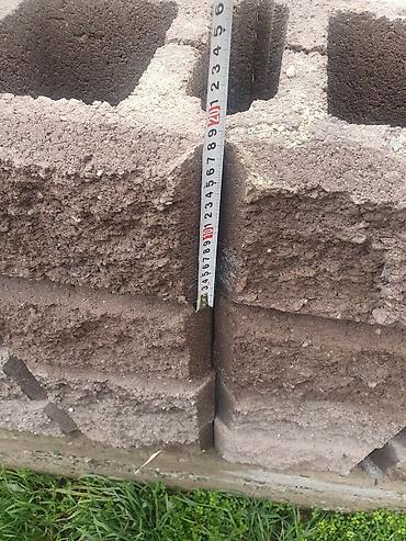 Пескоблок: 169 шт рваный пескоьлок, 30 шт красная тумба,новые — 9