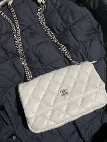 сила пчелы крем цена бишкек: Классическая сумка, Chanel, Материал: Экокожа, Стеганая модель, Женские, Новый