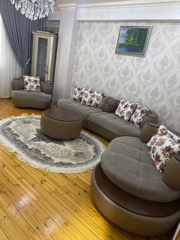 Yataq otağı dəstləri: Künc divan, Divan