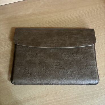 чехлы на ноутбук: Чехол-конверт для ноутбука/планшета подойдет для тонких ноутбуков